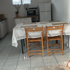 Soanna - A 5 Minutes A Pied De La Appartement Trinité (Tartane)